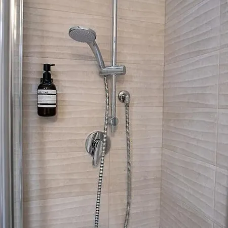 Elegante E Moderno A 100 M Dal Duomo * LʼAquila