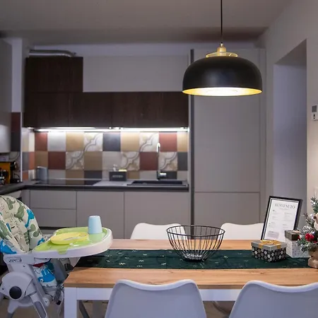 Apartament Elegante E Moderno A 100 M Dal Duomo LʼAquila