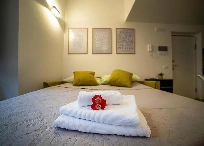 Apartment Elegante E Moderno A 100 M Dal Duomo *