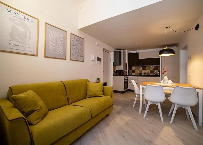 Elegante E Moderno A 100 M Dal Duomo