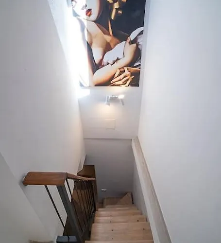 Elegante E Moderno A 100 M Dal Duomo LʼAquila